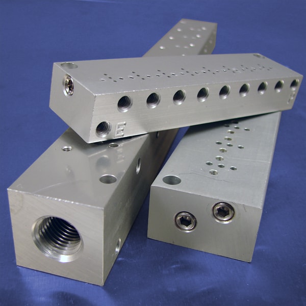 8Station Solenoid Manifolds Pneumadyne